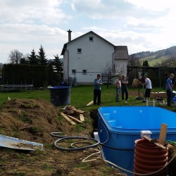 Fotogalerie - Instalace bazénů - Instalace nového plastového bazénu