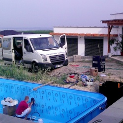 Fotogalerie - Instalace bazénů - Instalace nového plastového bazénu